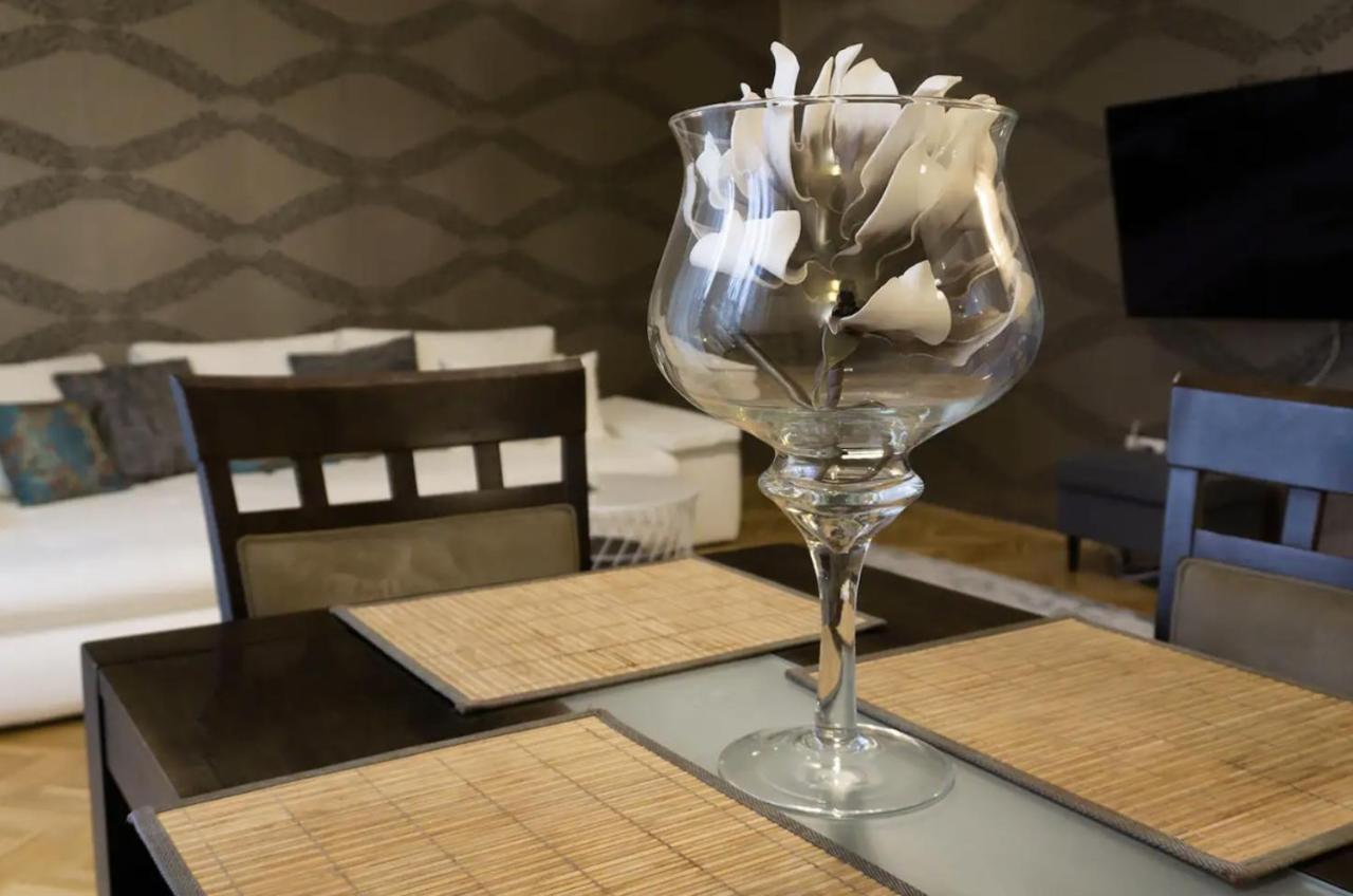 Premium Apartment By Hi5 - Lendvay Palace Budapest Kültér fotó